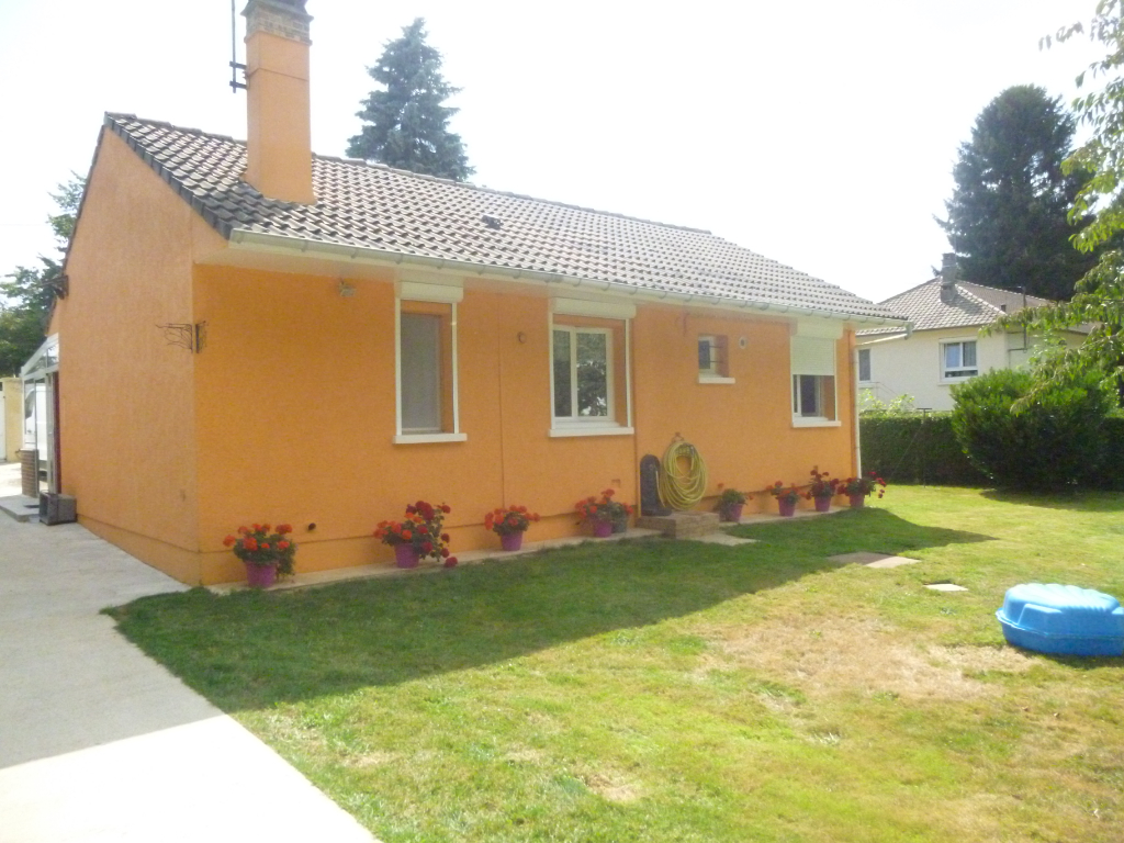 A vendre Maison à
BOURGTHEROULDE INFREVILLE
(27520) A vendre Maison à
BOURGTHEROULDE INFREVILLE
(27520)