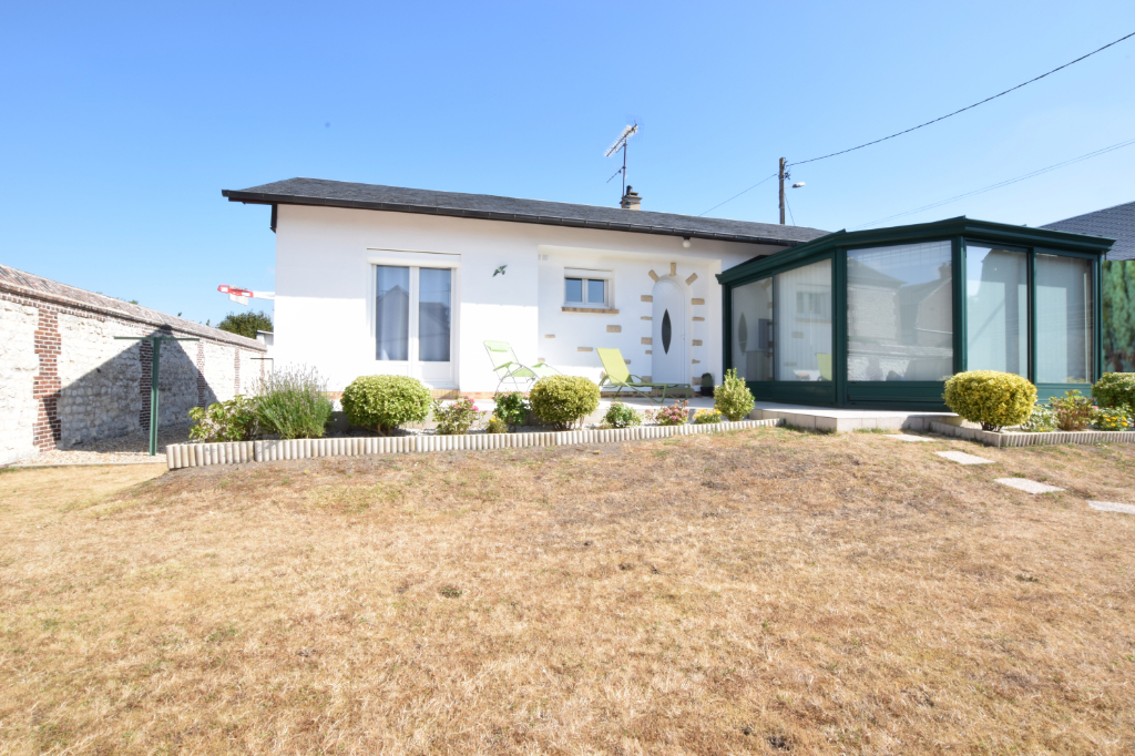 A vendre Maison à
SAINT AUBIN LES ELBEUF
(76410) A vendre Maison à
SAINT AUBIN LES ELBEUF
(76410)