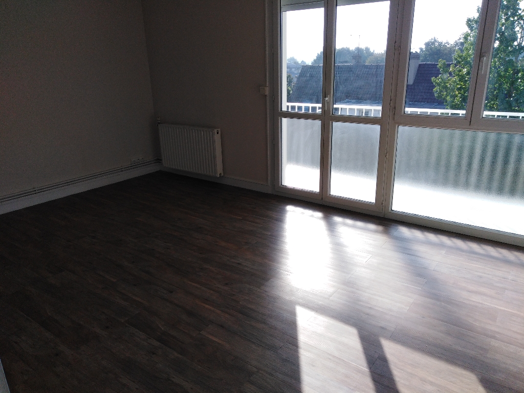 A vendre Appartement à
SAINT ETIENNE DU ROUVRAY
(76800) A vendre Appartement à
SAINT ETIENNE DU ROUVRAY
(76800)