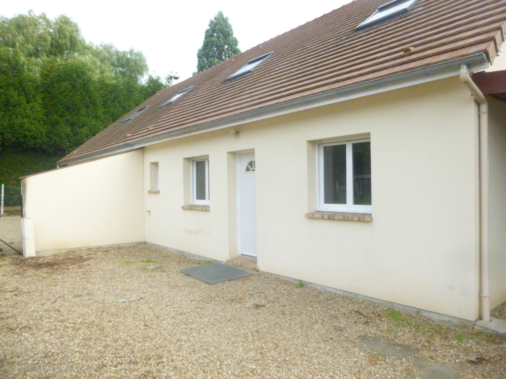 A vendre Maison à
LE THUIT ANGER
(27370) A vendre Maison à
LE THUIT ANGER
(27370)