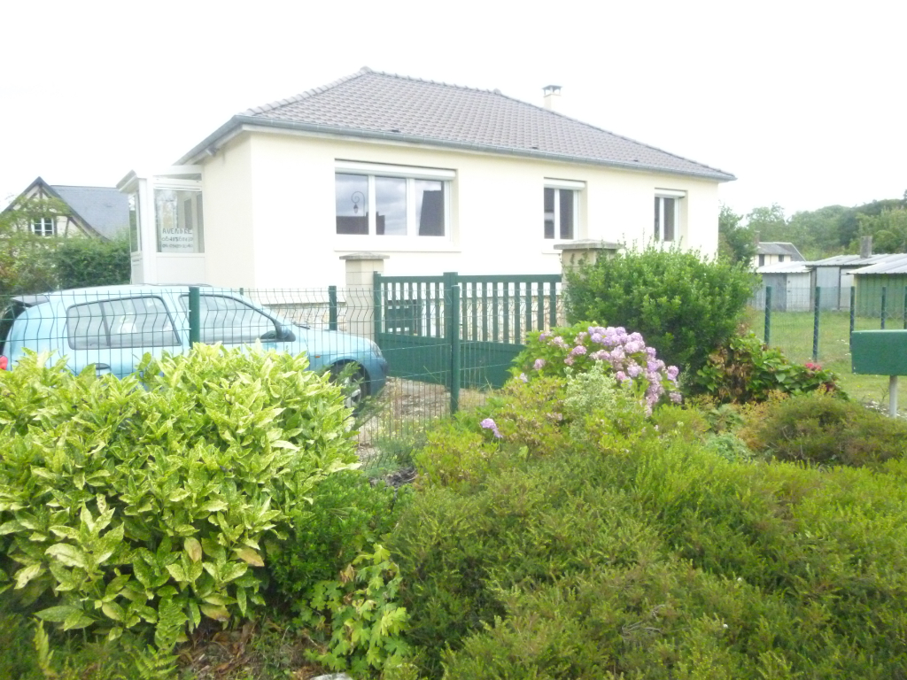 A vendre Maison à
BERVILLE EN ROUMOIS
(27520) A vendre Maison à
BERVILLE EN ROUMOIS
(27520)
