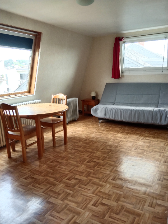 A vendre Appartement à
ROUEN
(76000) A vendre Appartement à
ROUEN
(76000)