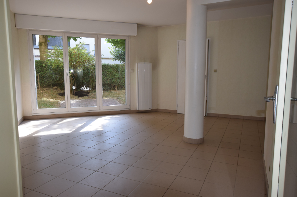 A vendre Appartement à
ROUEN
(76000) A vendre Appartement à
ROUEN
(76000)