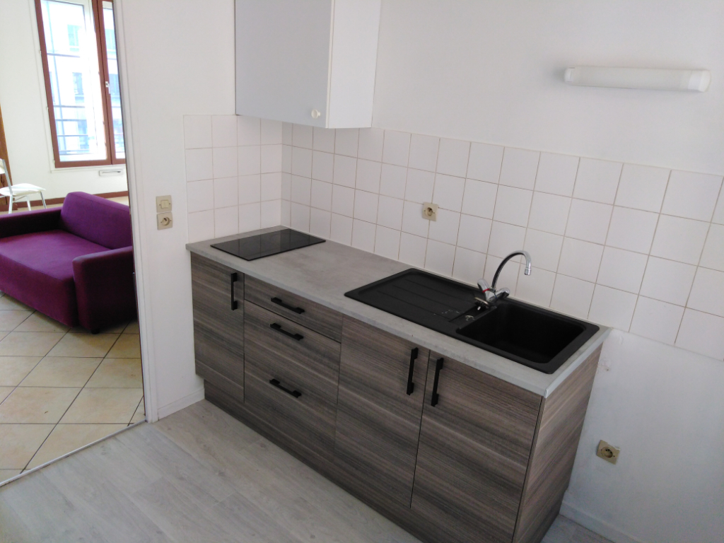 A vendre Appartement à
ROUEN
(76000) A vendre Appartement à
ROUEN
(76000)