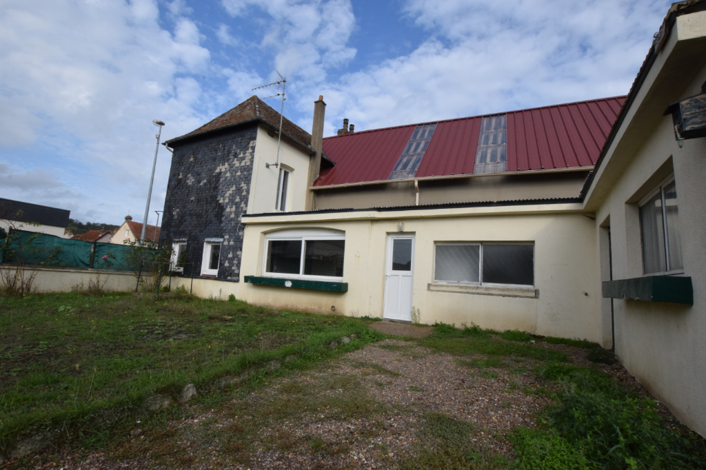 A vendre Maison à
CLEON
(76410) A vendre Maison à
CLEON
(76410)