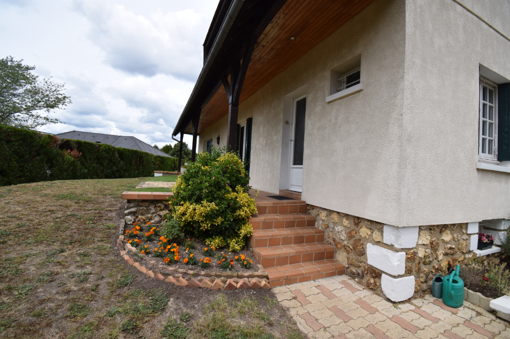 A vendre Maison à
MARTOT
(27340) A vendre Maison à
MARTOT
(27340)