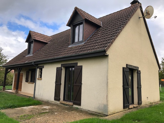 A vendre Maison à
BOSC ROGER EN ROUMOIS
(27670) A vendre Maison à
BOSC ROGER EN ROUMOIS
(27670)