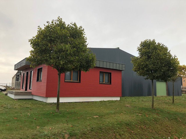 A vendre Immeuble à
LE THUIT DE L OISON
(27370) A vendre Immeuble à
LE THUIT DE L OISON
(27370)