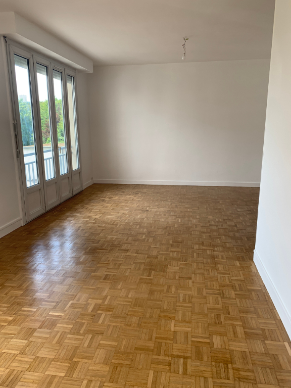 A vendre Appartement à
ROUEN
(76000) A vendre Appartement à
ROUEN
(76000)