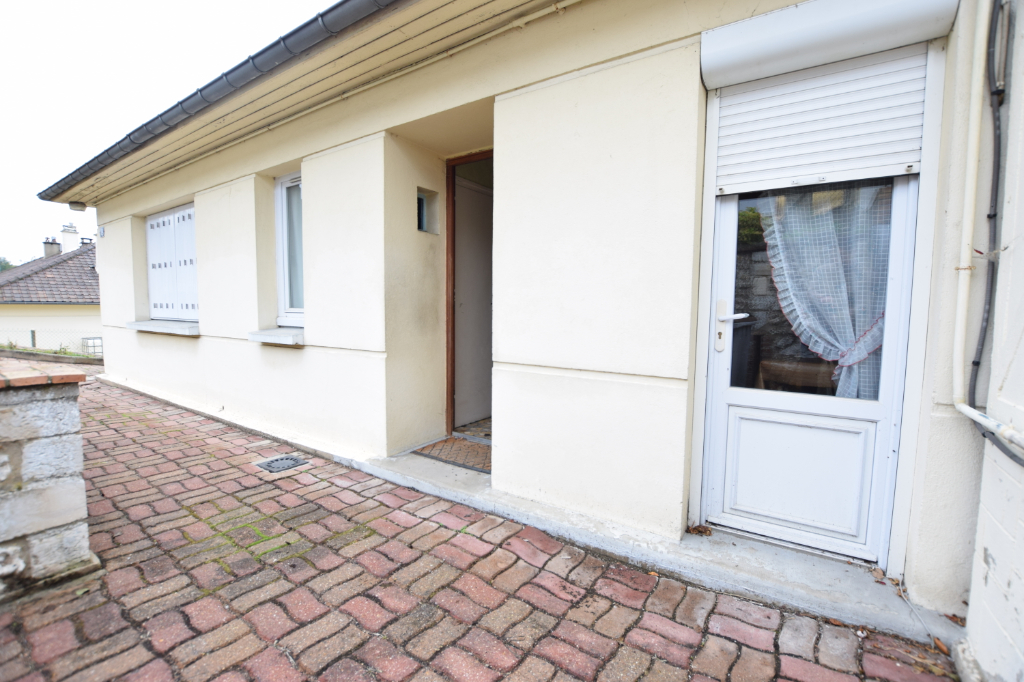 A vendre Maison à
ELBEUF
(76500) A vendre Maison à
ELBEUF
(76500)