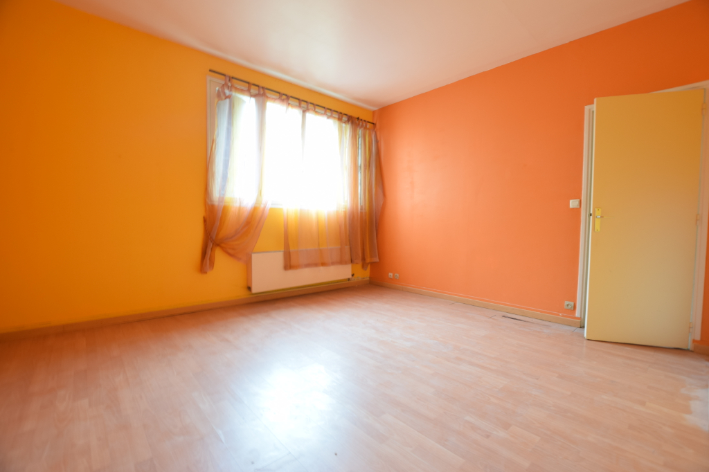A vendre Appartement à
ELBEUF
(76500) A vendre Appartement à
ELBEUF
(76500)