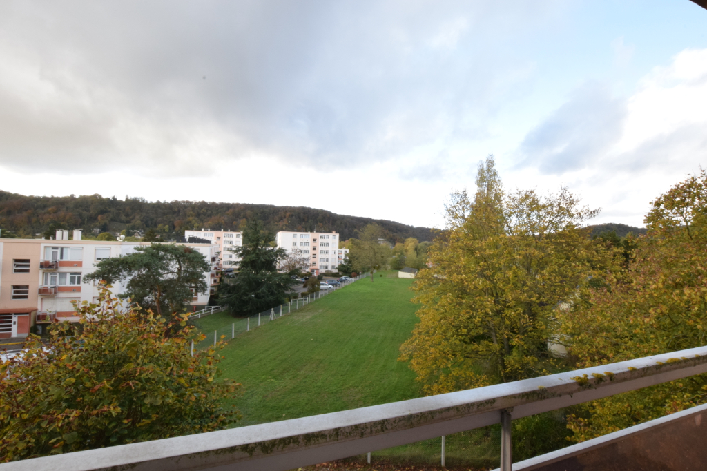 A vendre Appartement à
SAINT AUBIN LES ELBEUF
(76410) A vendre Appartement à
SAINT AUBIN LES ELBEUF
(76410)