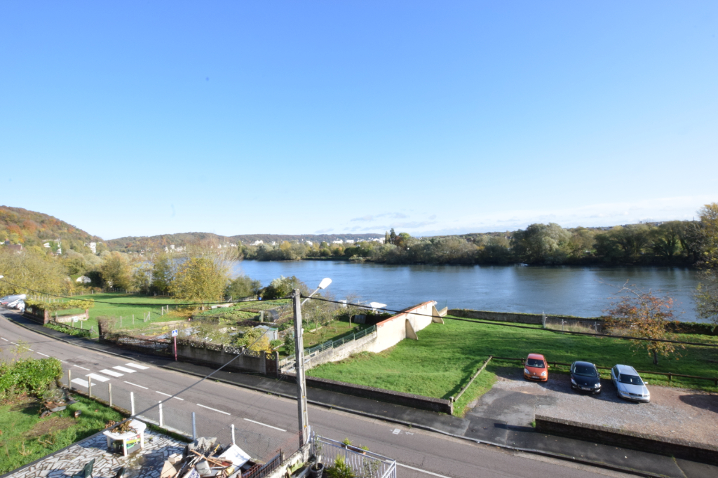 A vendre Maison à
ORIVAL
(76500) A vendre Maison à
ORIVAL
(76500)