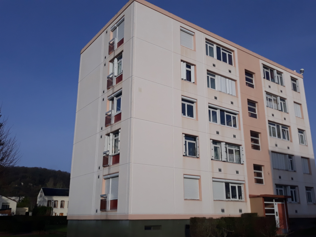 A vendre Appartement à
SAINT AUBIN LES ELBEUF
(76410) A vendre Appartement à
SAINT AUBIN LES ELBEUF
(76410)