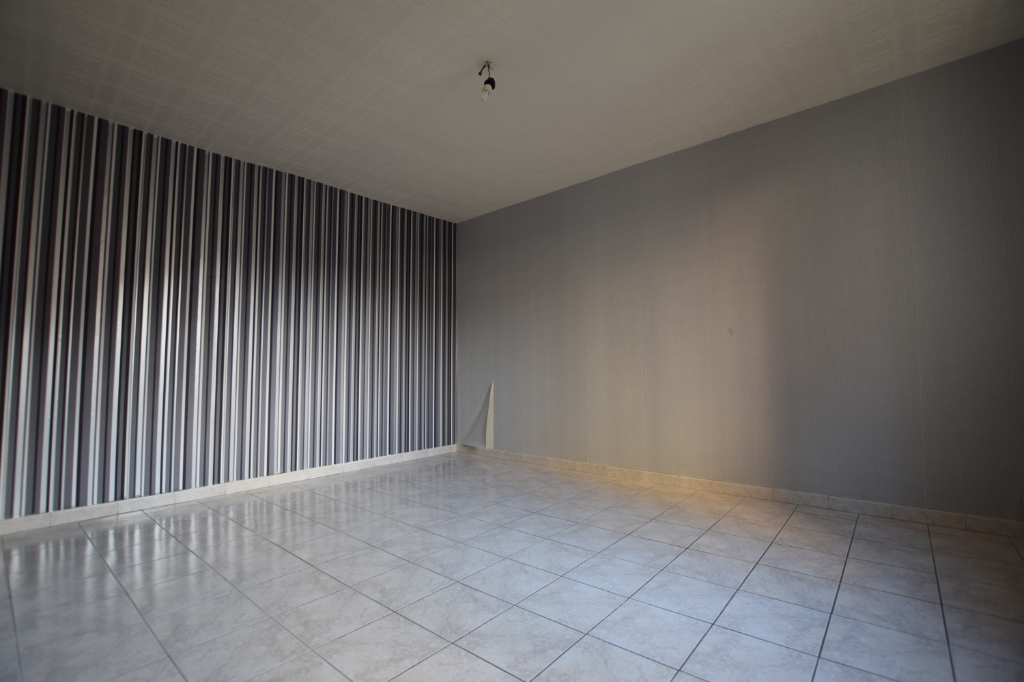 A vendre Maison à
SAINT ETIENNE DU ROUVRAY
(76800) A vendre Maison à
SAINT ETIENNE DU ROUVRAY
(76800)