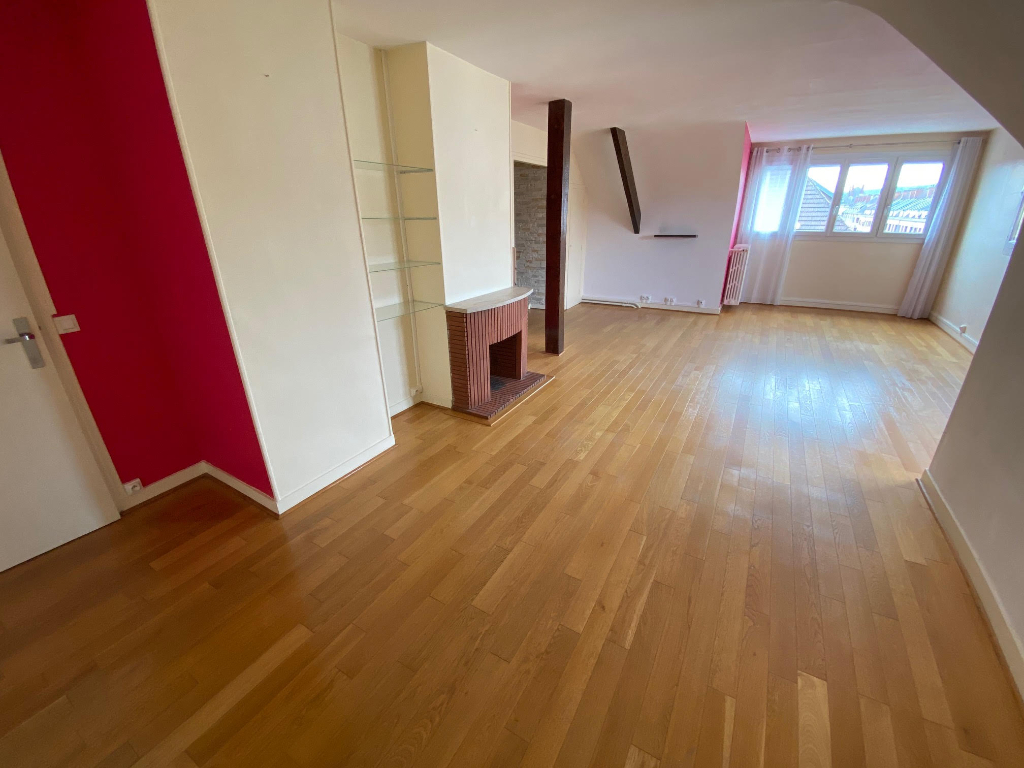 A vendre Appartement à
ELBEUF
(76500) A vendre Appartement à
ELBEUF
(76500)