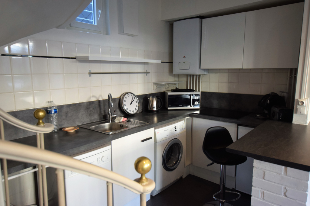 A vendre Maison à
ROUEN
(76000) A vendre Maison à
ROUEN
(76000)