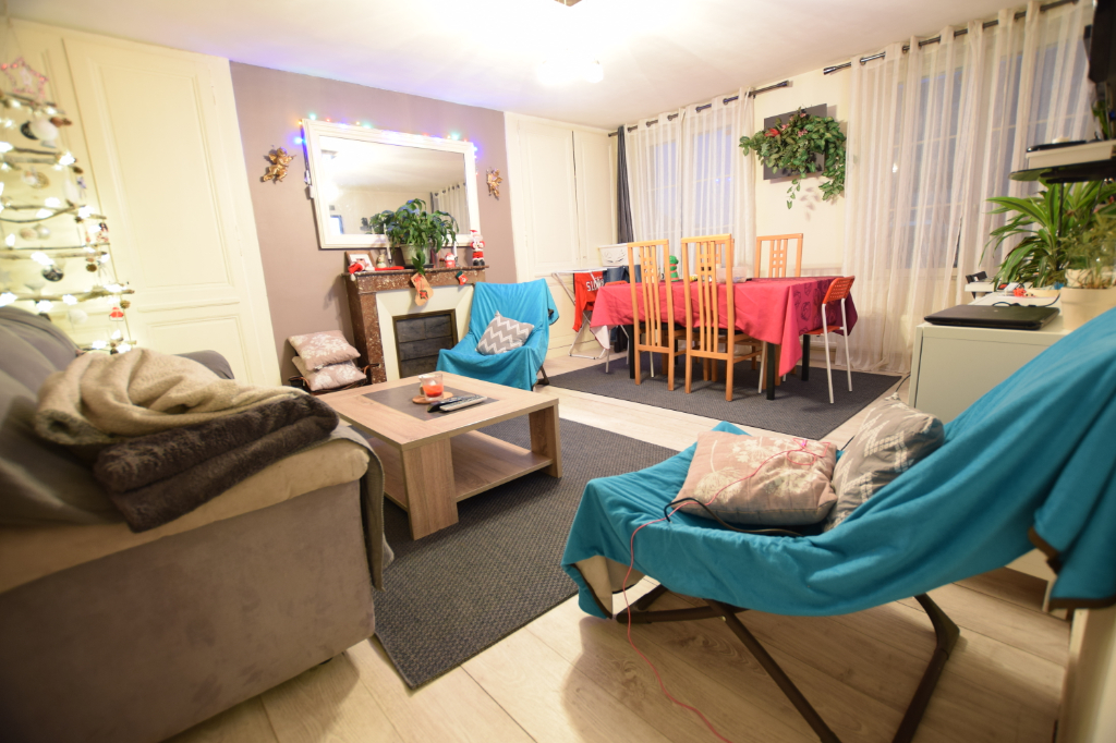 A vendre Appartement à
ELBEUF
(76500) A vendre Appartement à
ELBEUF
(76500)