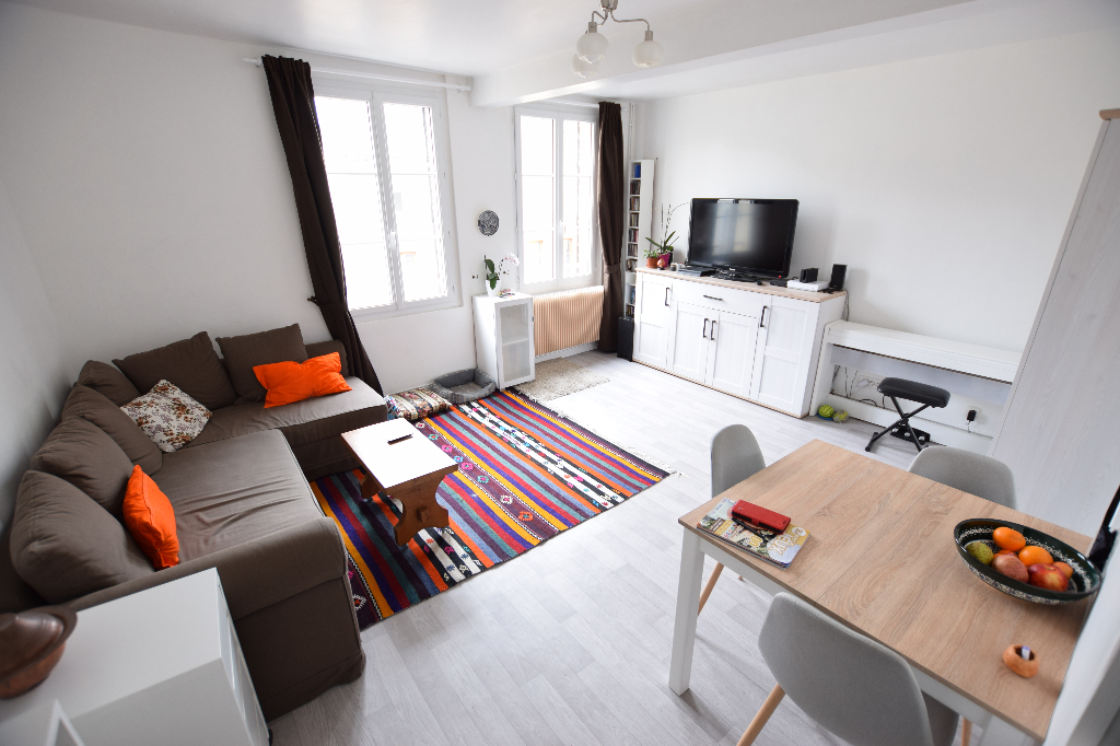A vendre Appartement à
ELBEUF
(76500) A vendre Appartement à
ELBEUF
(76500)