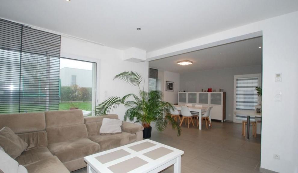 A vendre Maison à
LE GRAND QUEVILLY
(76120) A vendre Maison à
LE GRAND QUEVILLY
(76120)