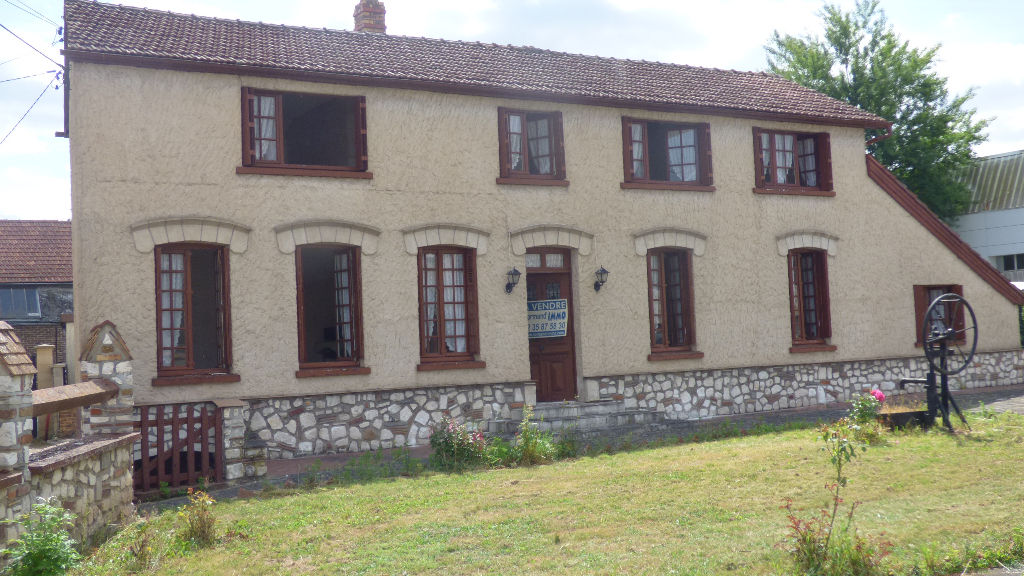 A vendre Maison à
SAINT PIERRE LES ELBEUF
(76320) A vendre Maison à
SAINT PIERRE LES ELBEUF
(76320)