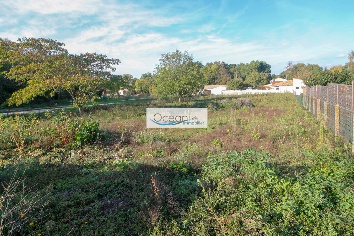 Photo Terrain Saint Laurent De La Pree 637 m2 image 2/3
