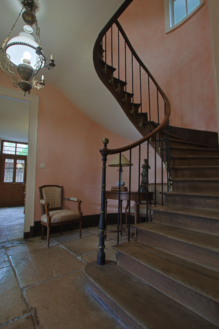 maison 380m² BESANCON - photo 10