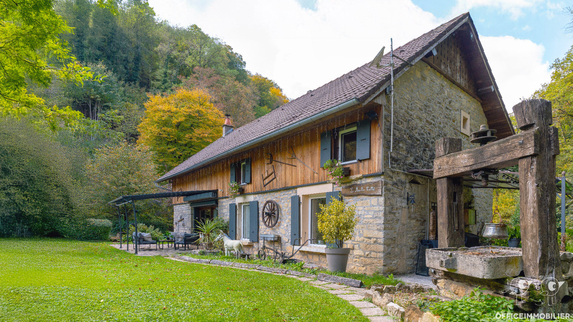 maison 250m² VORGES LES PINS - photo 5