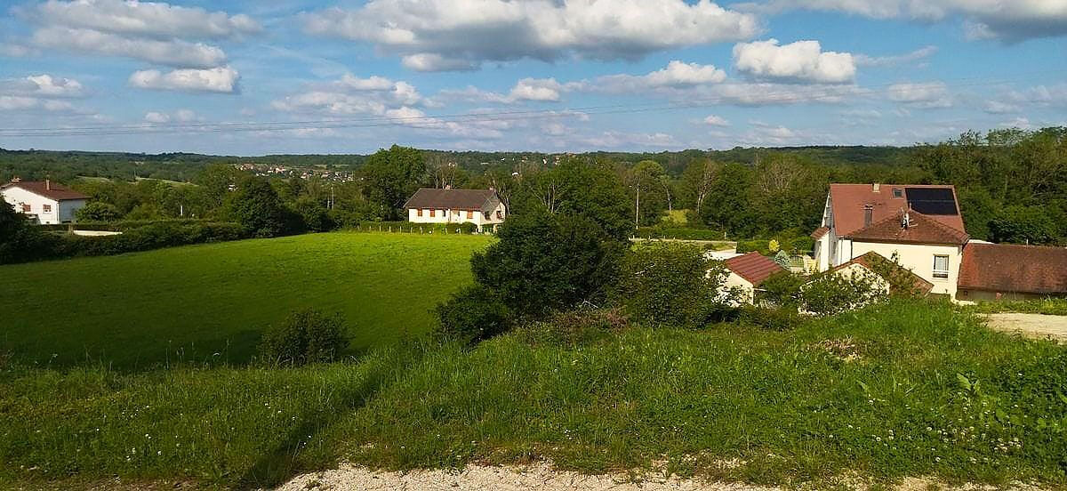 terrain 1300m² CHARNAY - photo 2