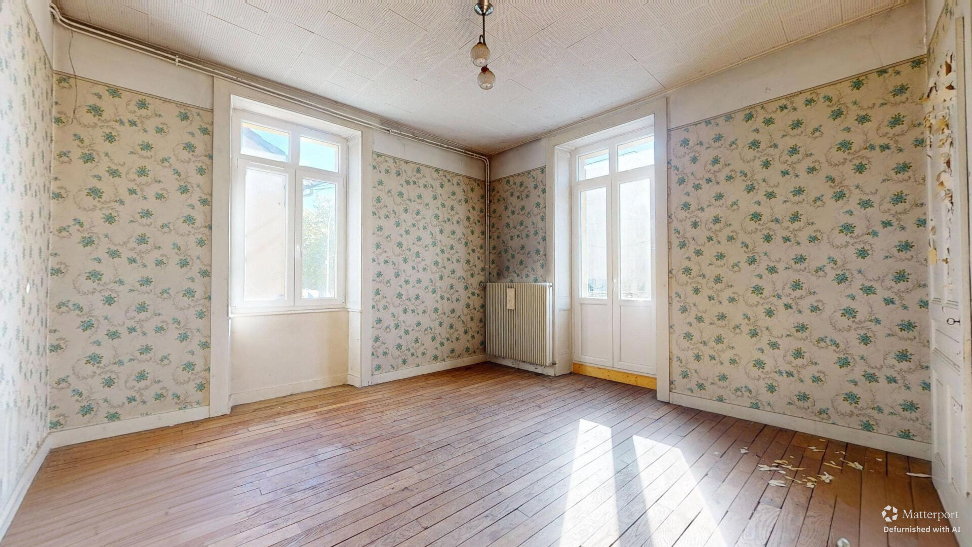 Premier étage  T3 de 81 m² avec balcon  Pontarlier Centre Ville