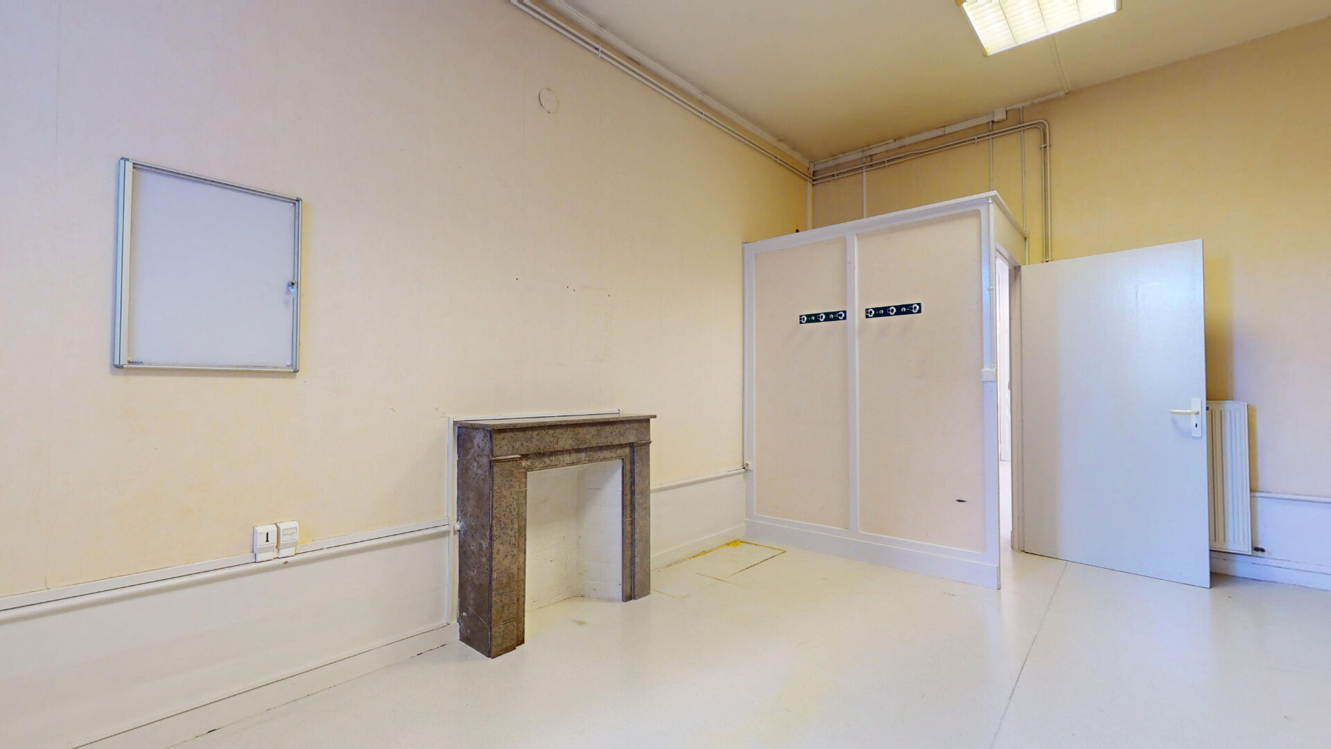 local_professionnel 104m² PONTARLIER - photo 2