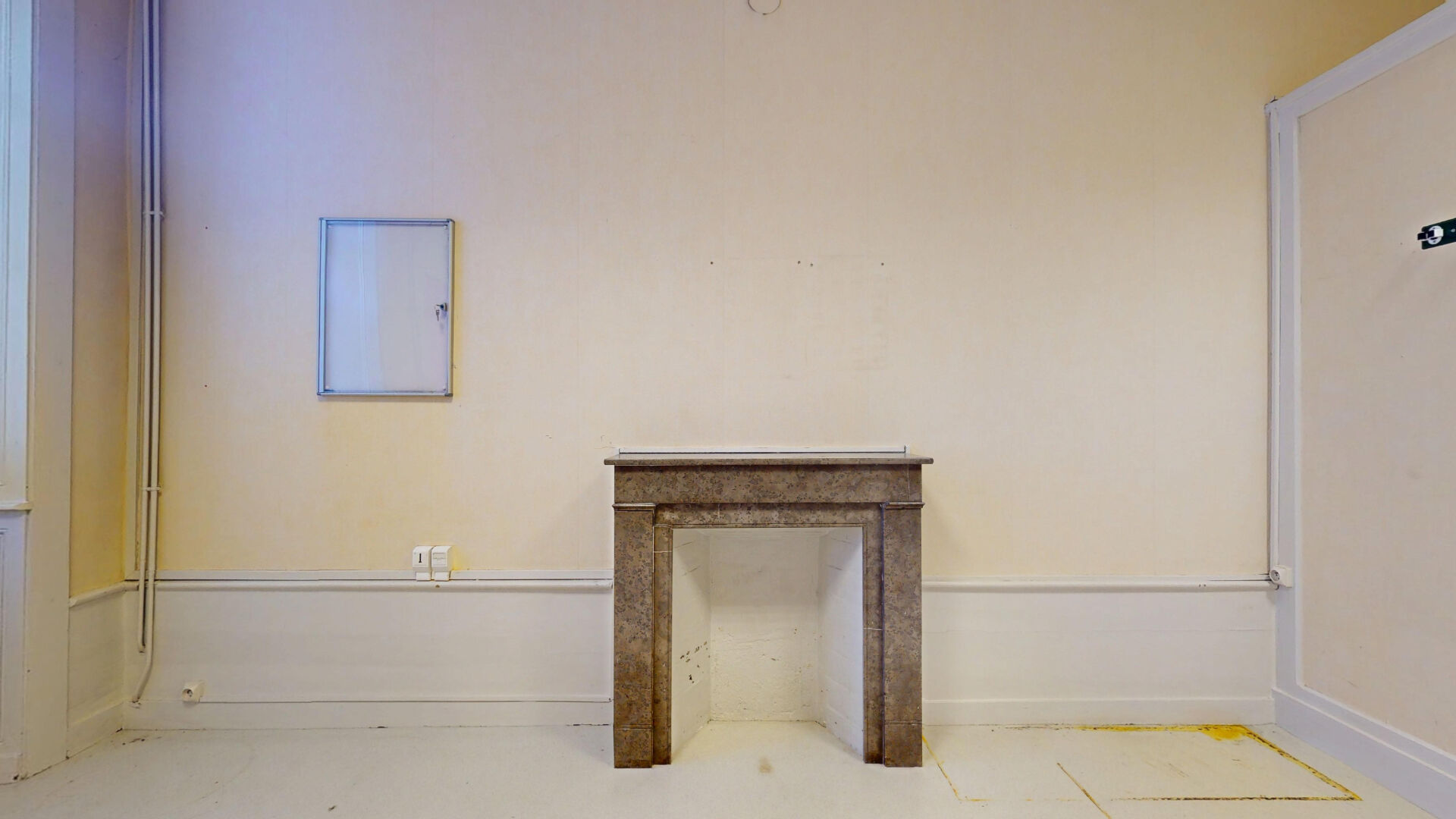 local_professionnel 104m² PONTARLIER - photo 9