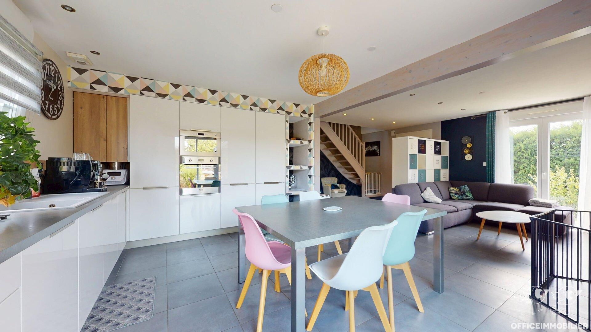 maison 106m² MAMIROLLE - photo 8