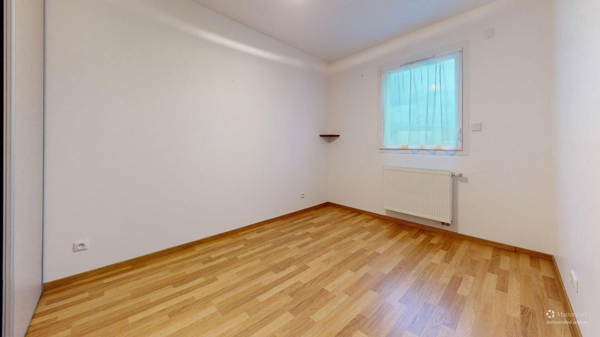 maison 97m² MONTFERRAND LE CHATEAU - photo 5