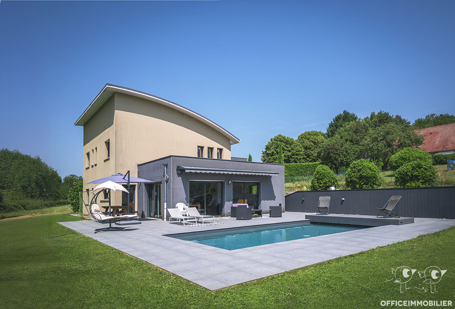 maison 160.22m² FERRIERES LES BOIS - photo 1