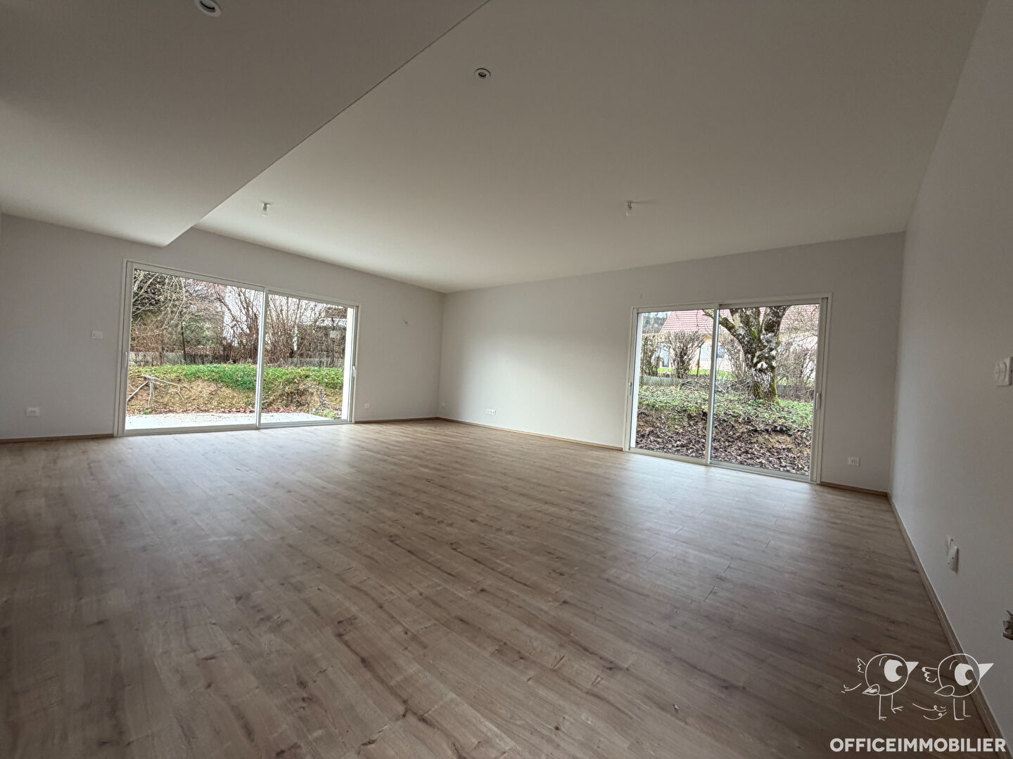 maison 121m² PUGEY - photo 3