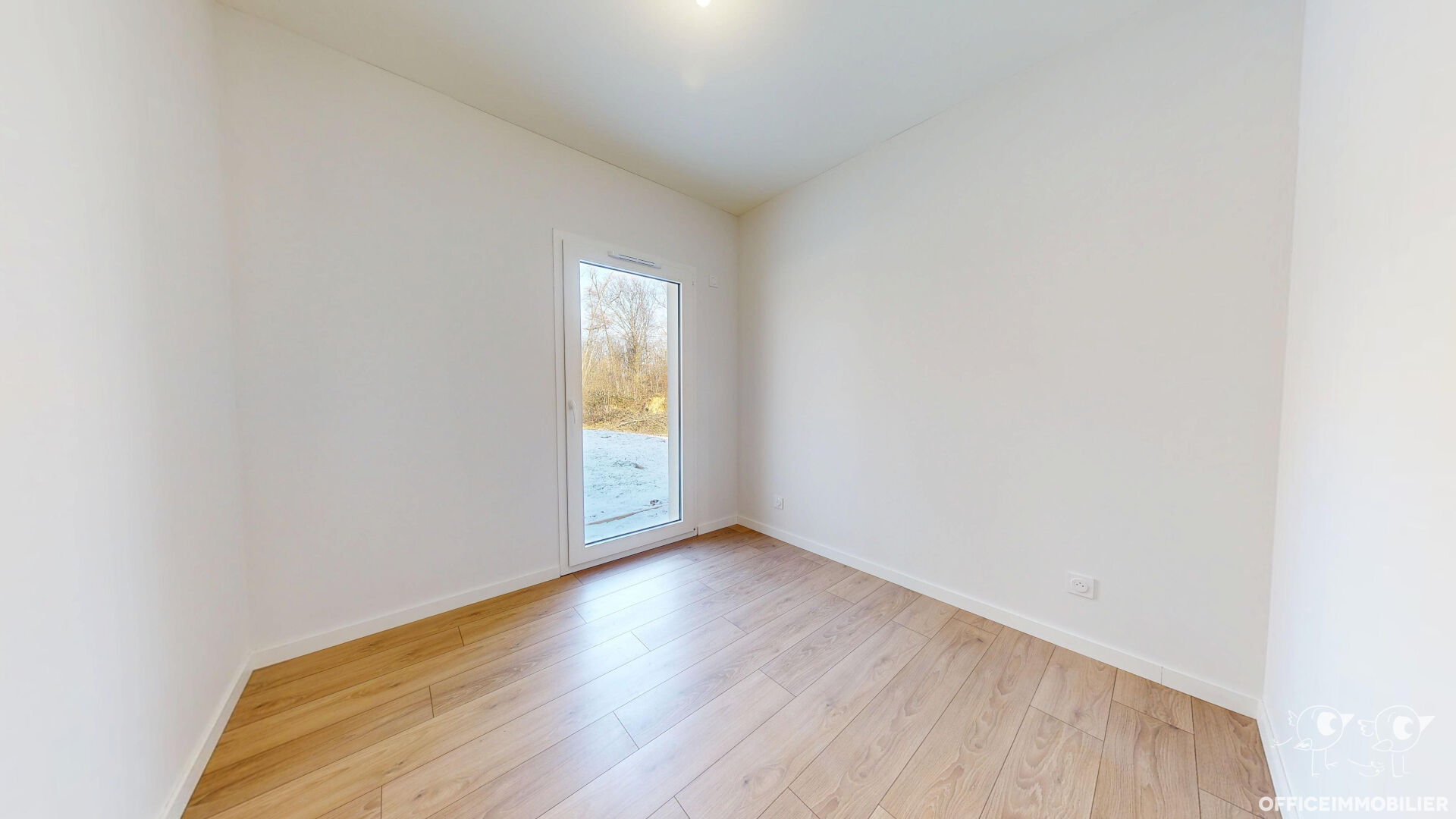 maison 140m² GENEUILLE - photo 9