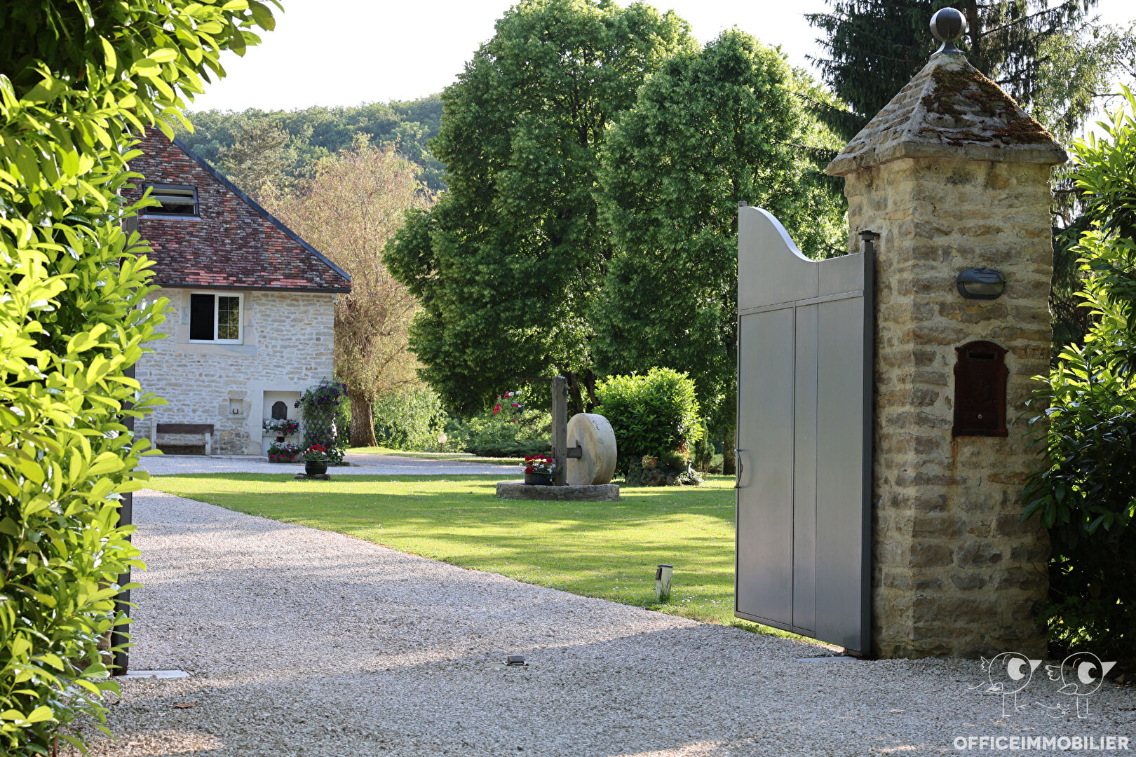 maison 432m² MARCHAUX CHAUDEFONTAINE - photo 1
