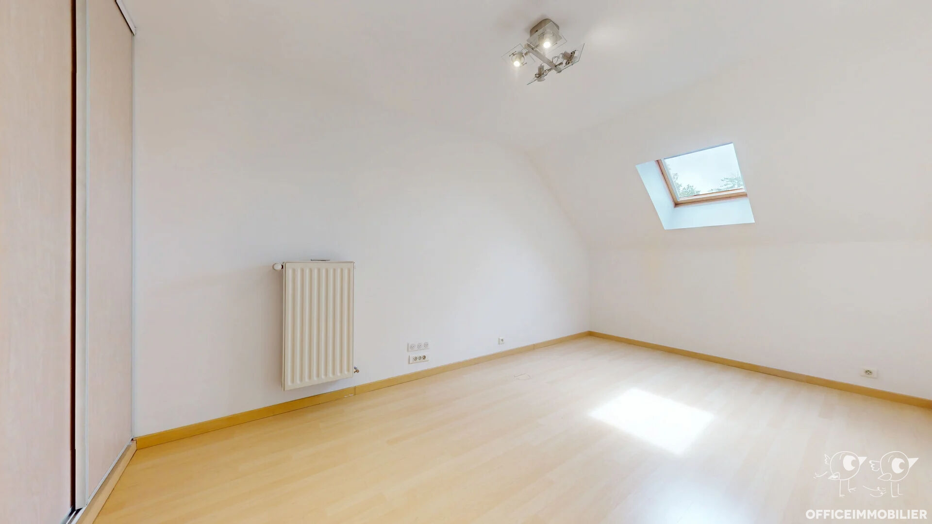 appartement 137.36m² ECOLE VALENTIN - photo 8
