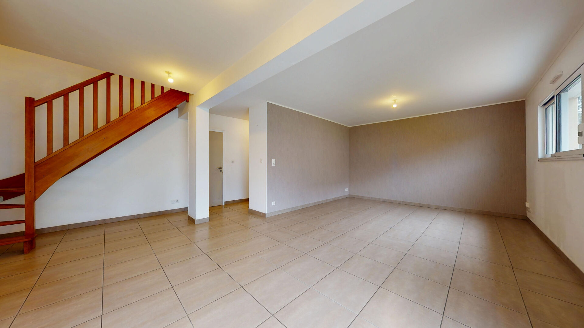 maison 130.85m² BESANCON - photo 6