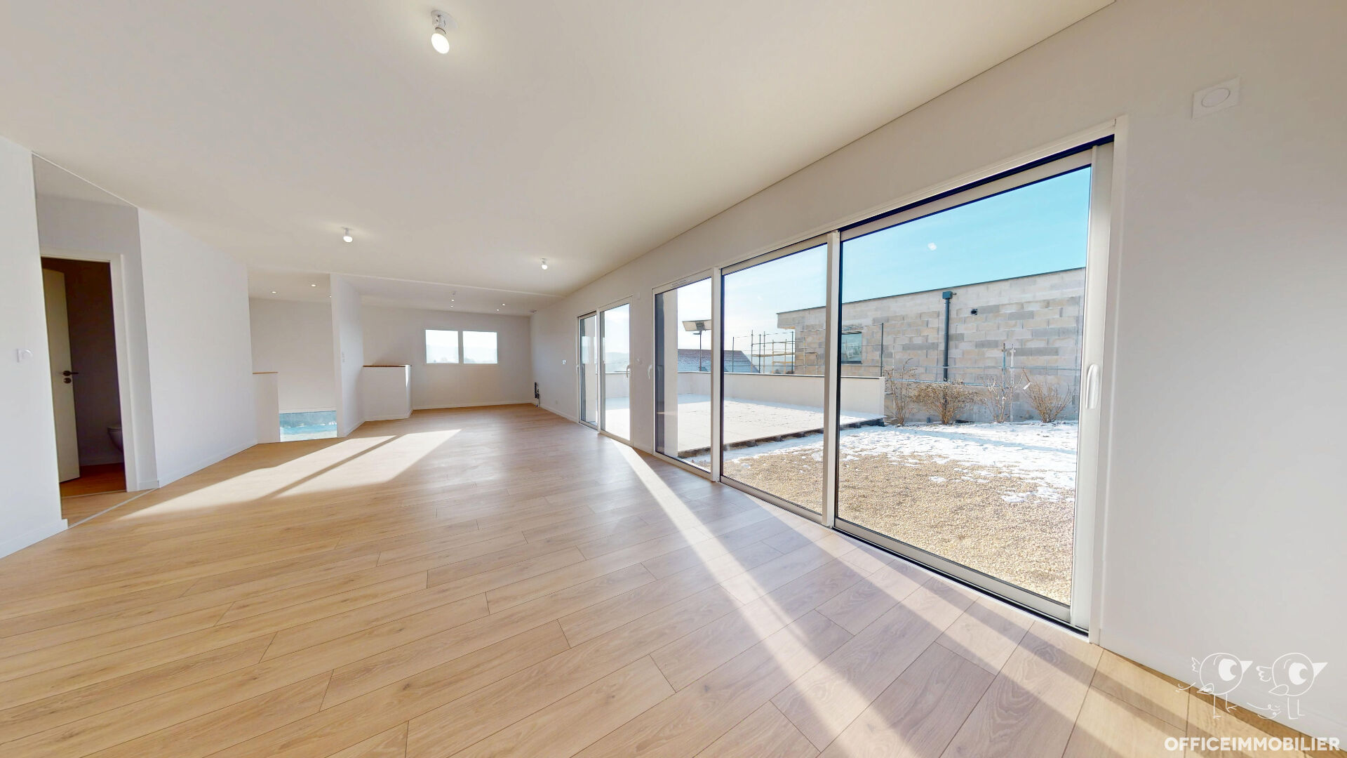 maison 140m² GENEUILLE - photo 8