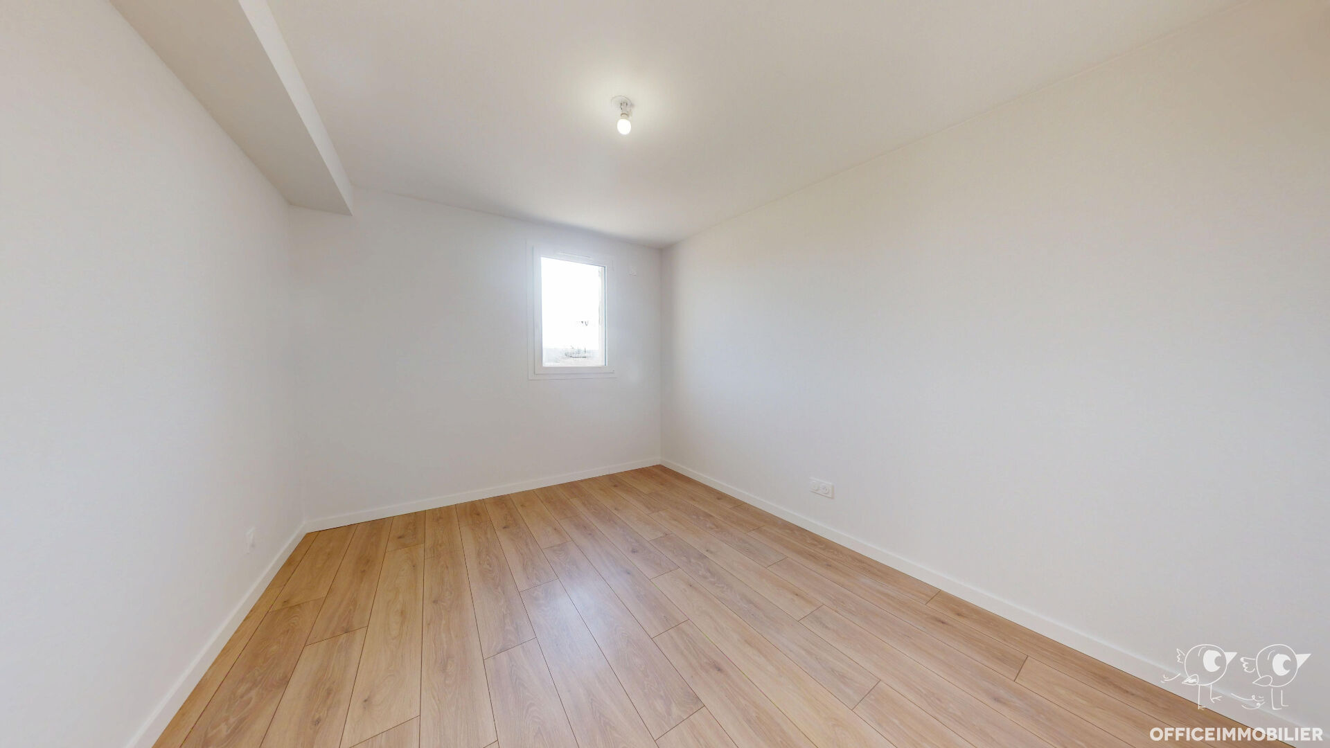maison 140m² GENEUILLE - photo 15