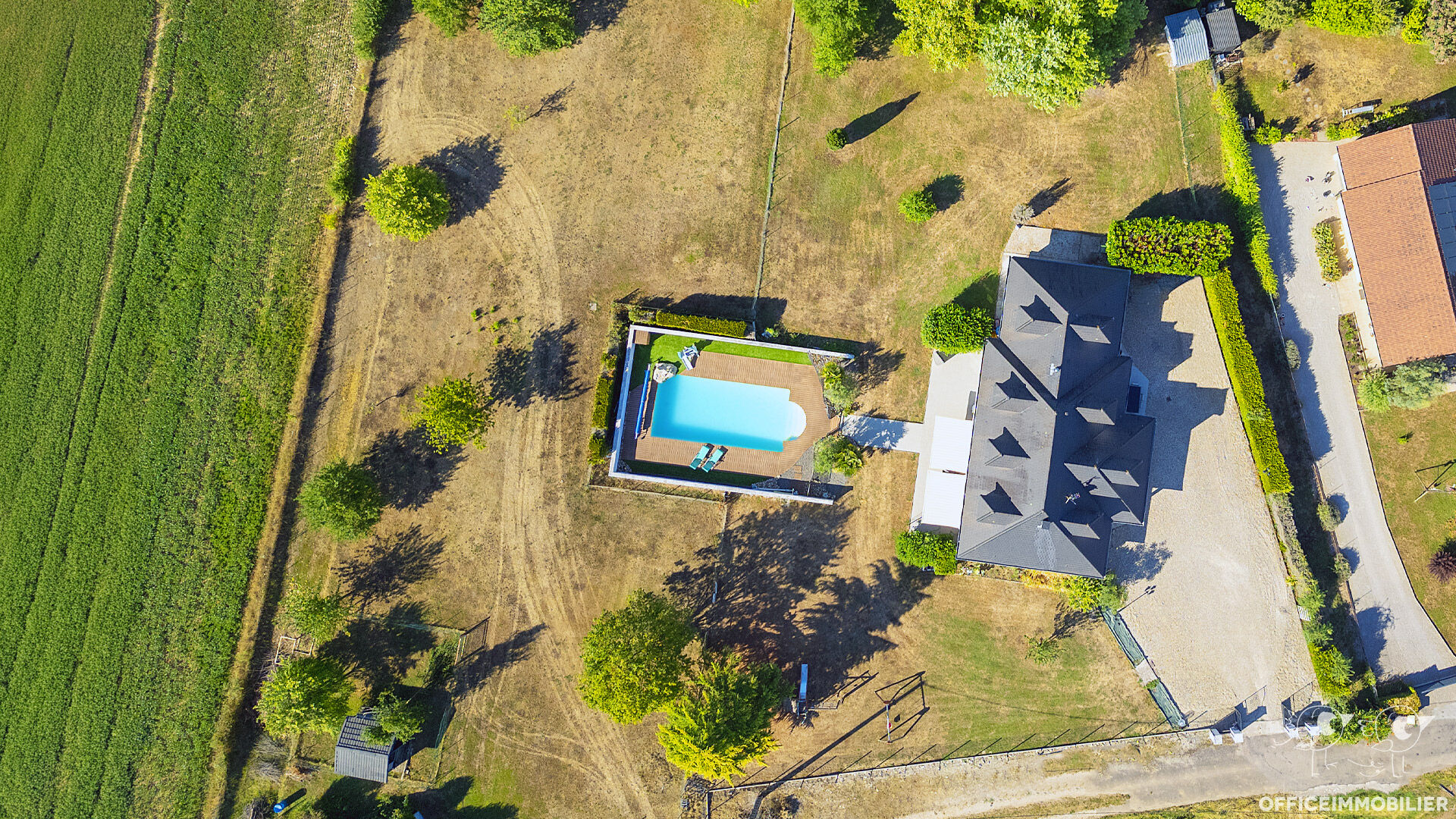 maison 201m² AULX LES CROMARY - photo 2