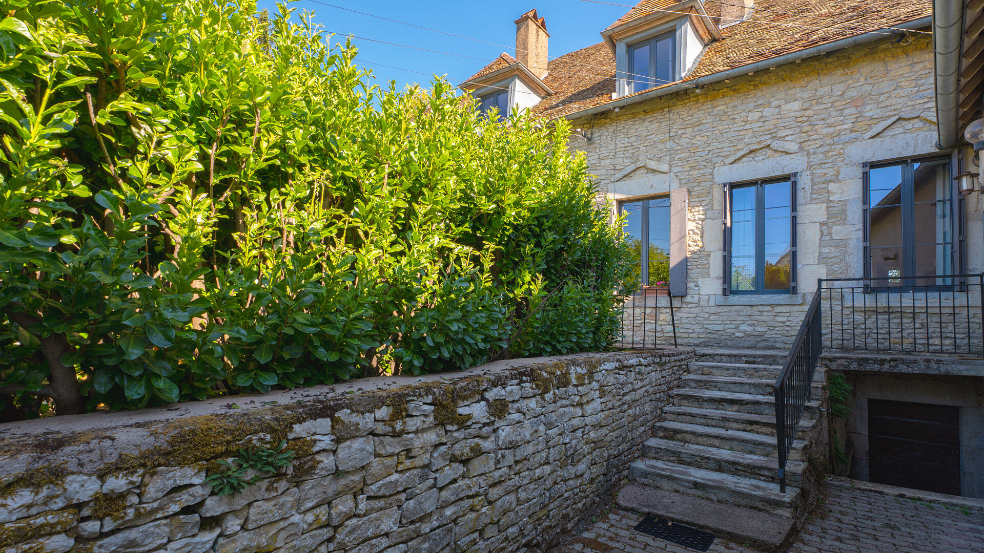 maison 340m² BONNEVENT VELLOREILLE - photo 6