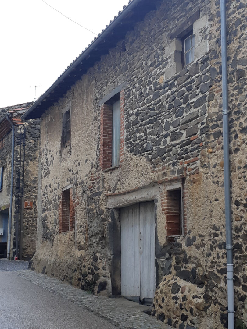 Grange au coeur de Lamothe 43100