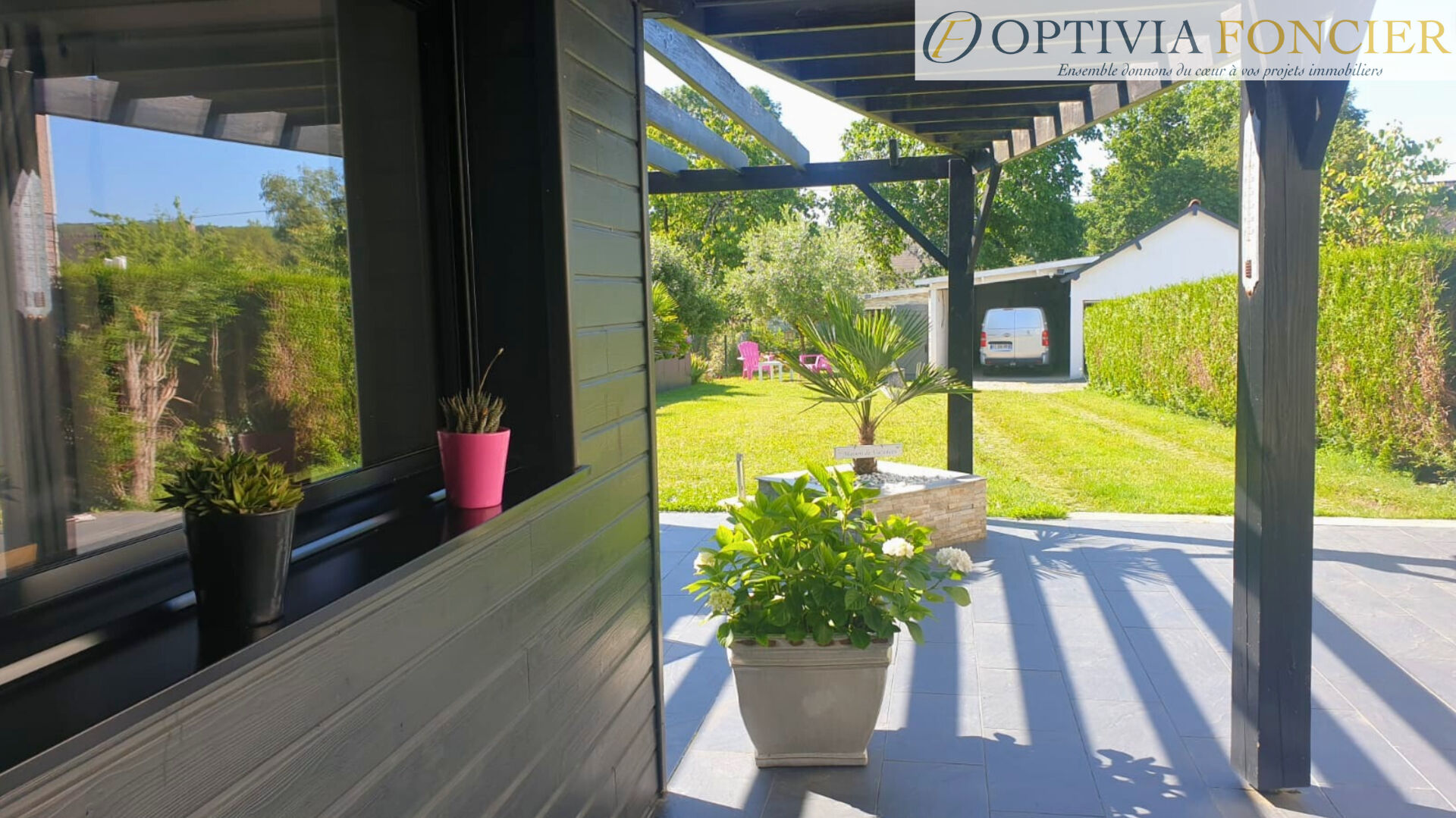 Photo Maison T5 BRUZ 105 m² + Dépendances (Garage, carport, atelier) Hyper centre Pont Réan image 2/6