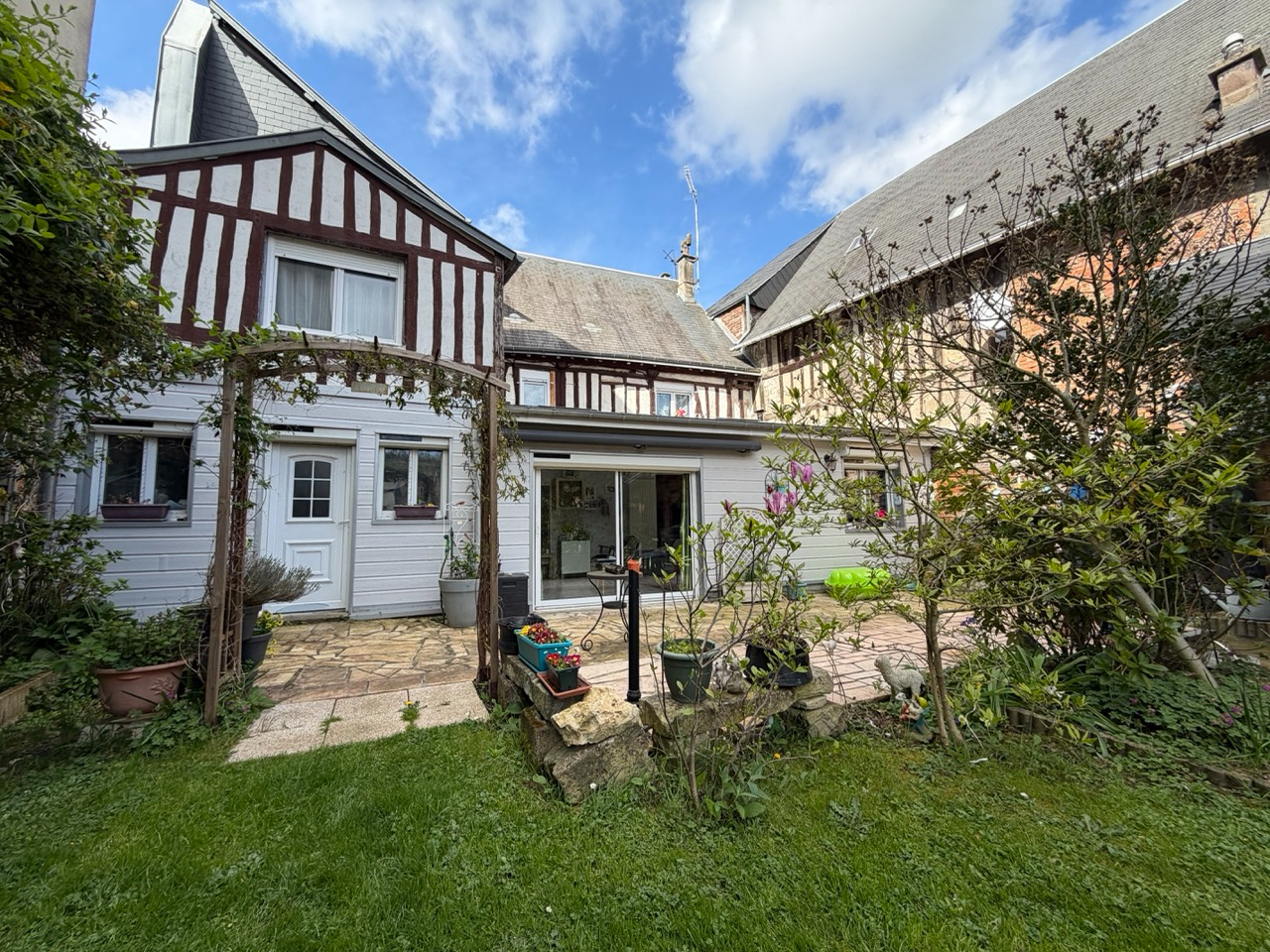 Agence immobilière de AGENCE DE L'ABBAYE
