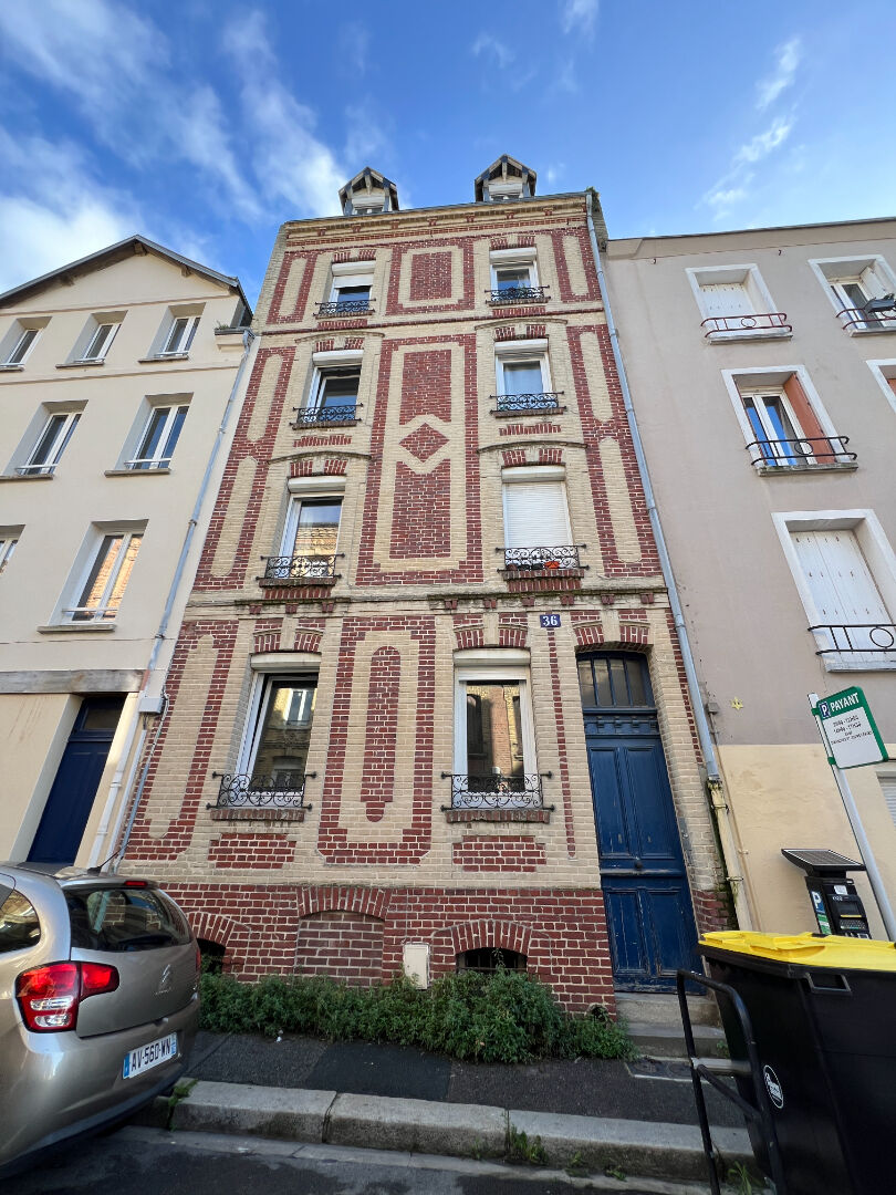Appartement T2/3 avec cour privative et constructible à vendre Le Havre Danton