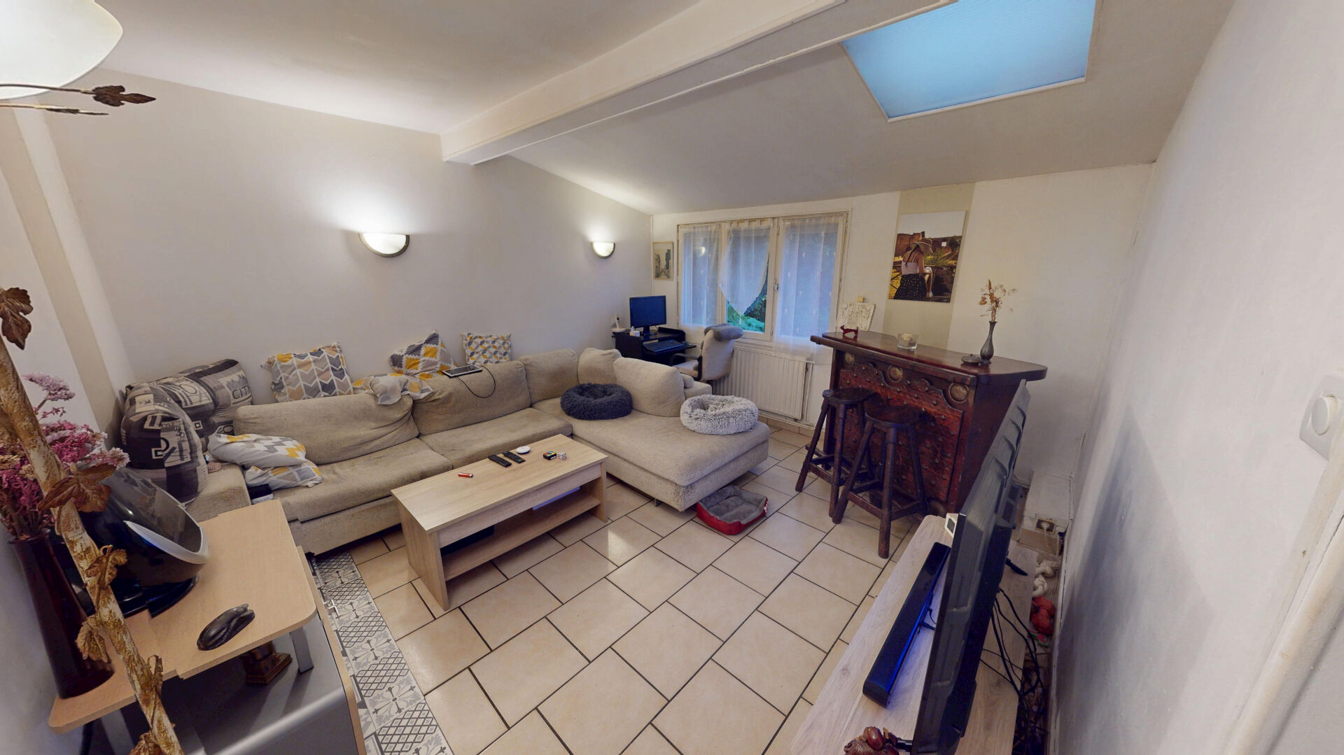 Agence immobilière de AGENCE DE L'ABBAYE / VISIT, NOUS