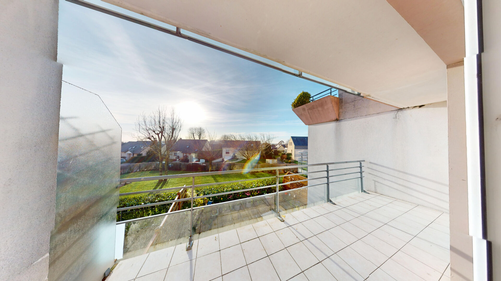 Agence immobilière de AGENCE DE L'ABBAYE / VISIT, NOUS